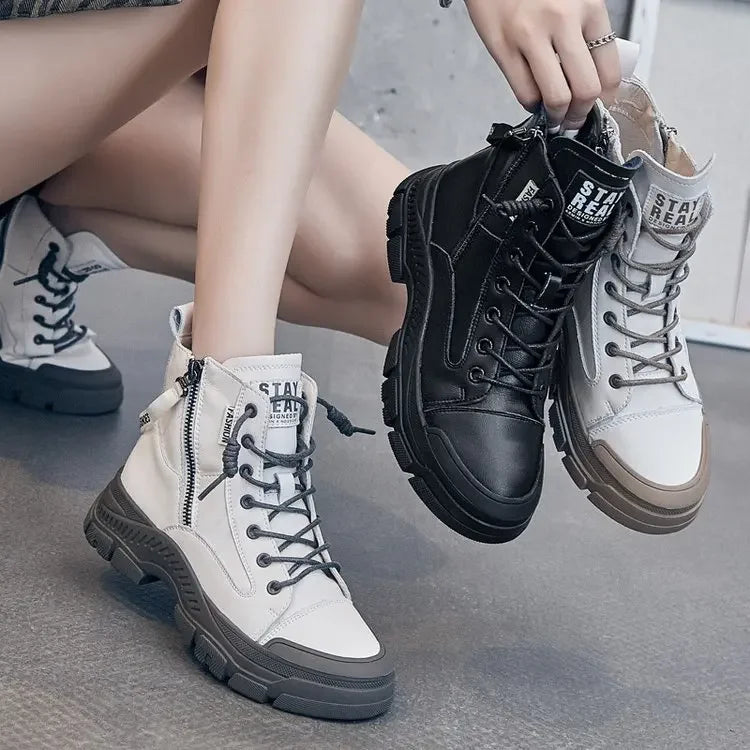 Corporal Turística women's leather fall and winter fashion shoes in rice ash color, stylish and suitable for cold weather.