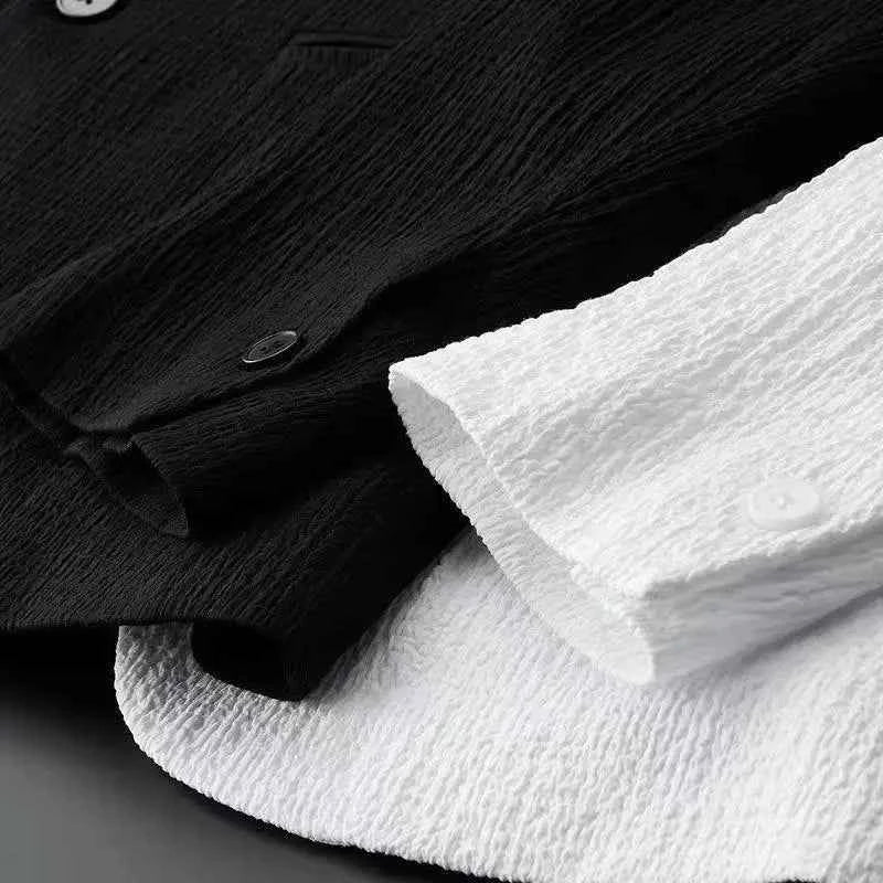 Lightweight, wrinkle-resistant men's two-piece casual suit by Corporación Turística, in white, size XL, perfect for relaxed occasions.
