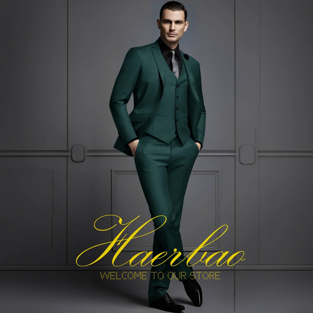 Green 3-piece men's business suit with jacket, pants, and vest by Corporación Turística, stylish formal attire for professional occasions.