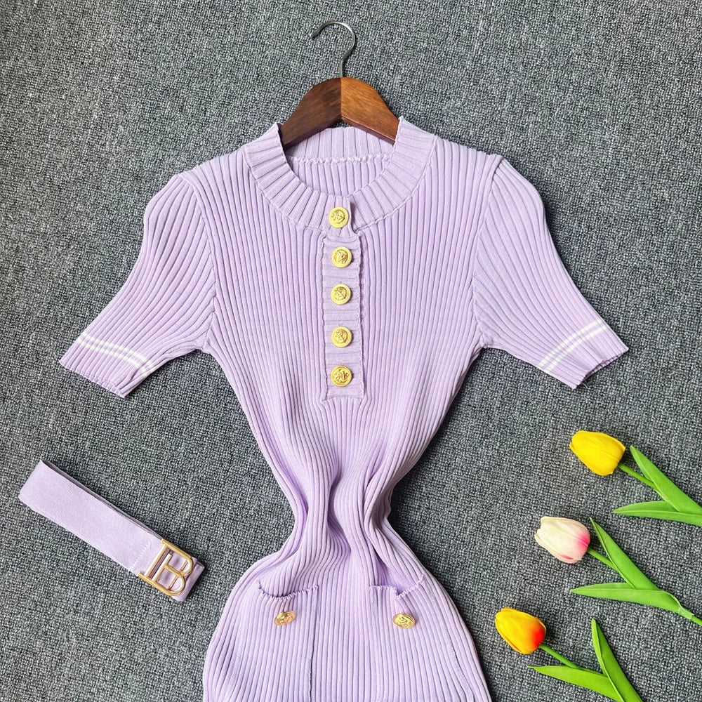 Pink women's knitted dress by YuooMuoo for fall and winter, featuring a cozy, stylish design.