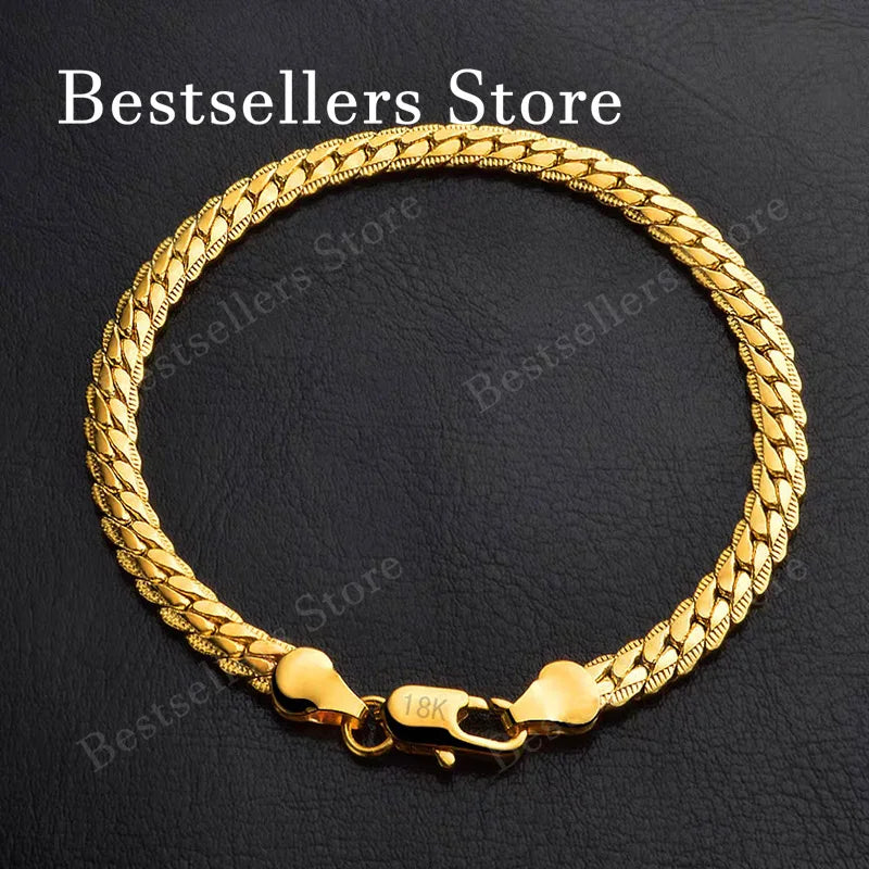 Silver bracelet in relief with 18K gold accents, 20 cm length, crafted from 925 sterling silver by Corporación Turística.