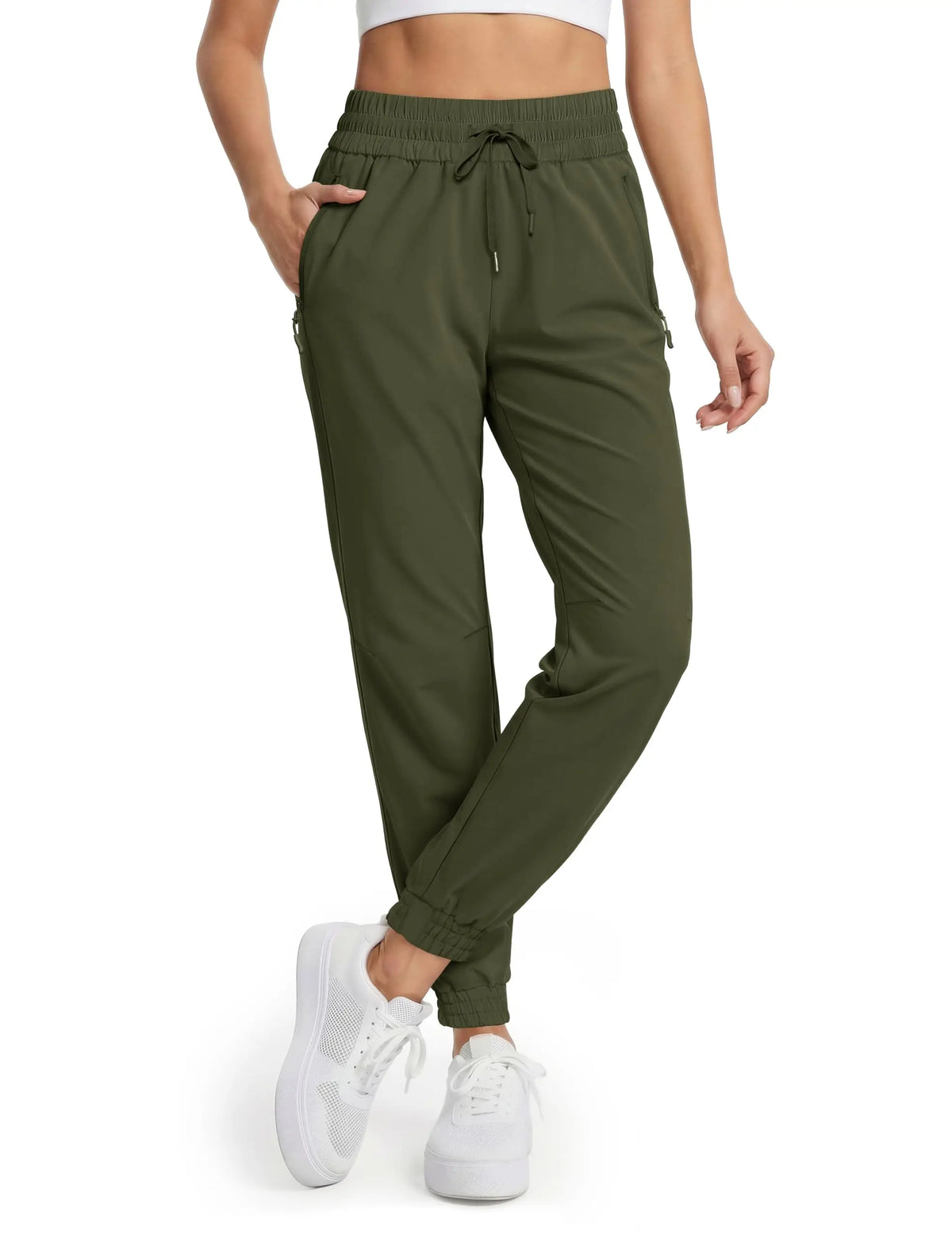 Magcomsen waterproof hiking pants for women in tomato red, durable outdoor apparel from Corporación Turística.