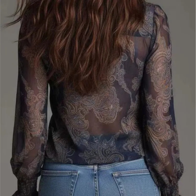 Green boho chic blouse for women with collar, styled in a sexy, relaxed fit, from Corporación Turística.