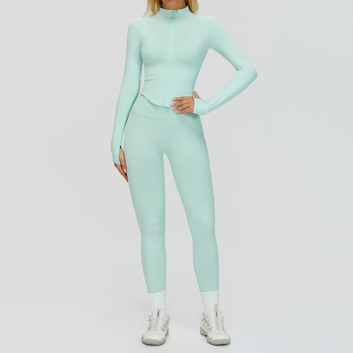 Miketí women's seamless yoga set with deep coffee leggings and matching top, ideal for fitness and yoga activities.