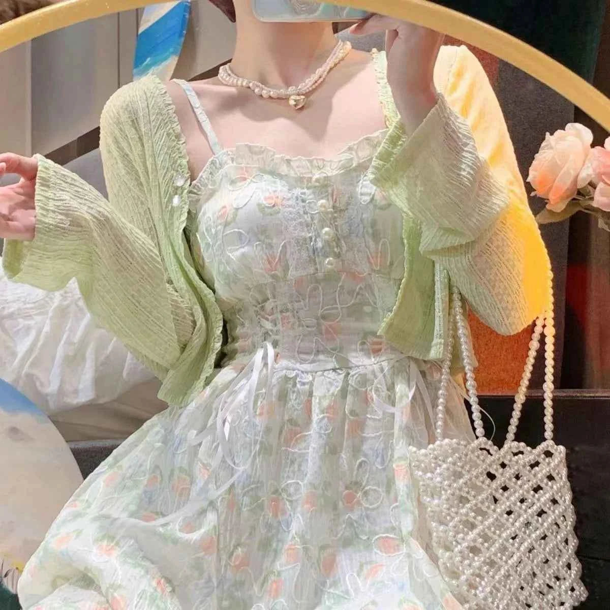 Oyao floral summer 2026 two-piece set with cardigan and fitted dress, perfect for warm weather and stylish summer looks.