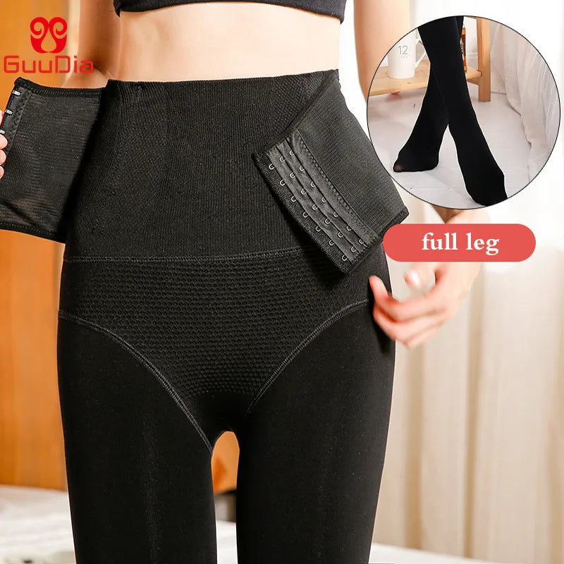 Thick and warm velvet leggings from GUUDIA, featuring a cozy, soft fabric perfect for cold weather.