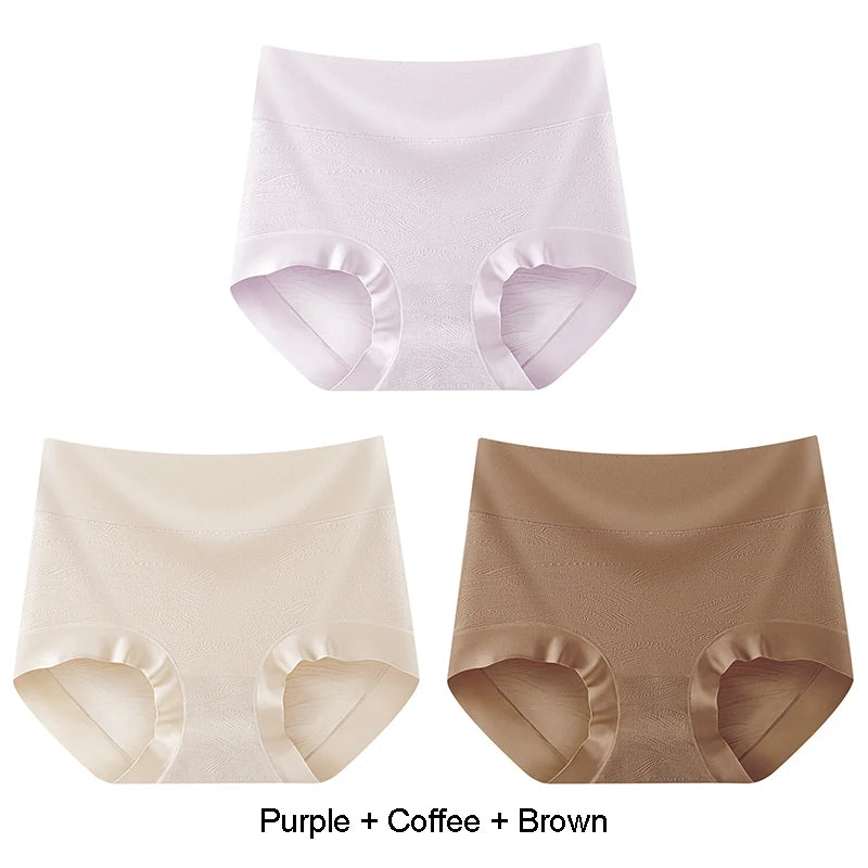 Suave conjunto de ropa interior para mujer con bragas cómodas, en tonos neutros, diseñado por Corporación Turística.