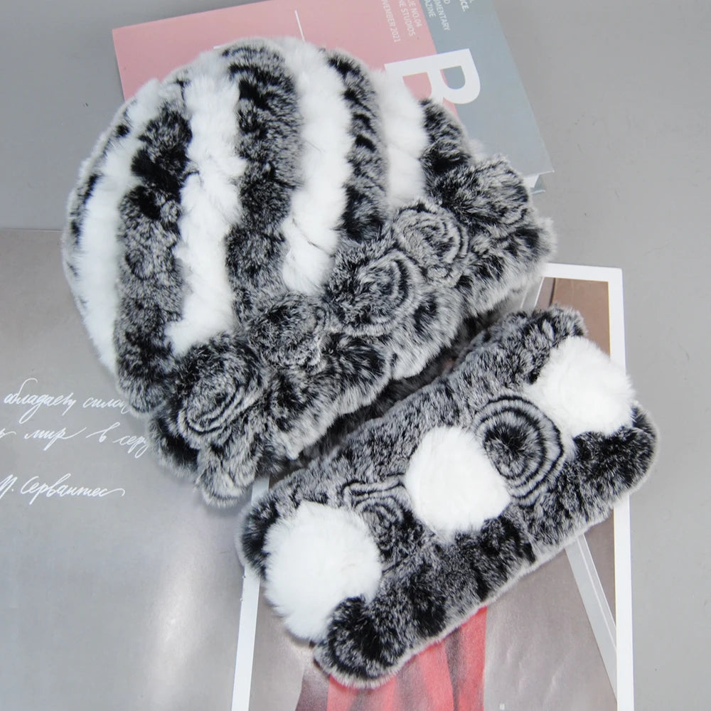 Authentic leather hat and matching scarf set from Nueva moda by Corporación Turística, stylish accessories for cold weather.