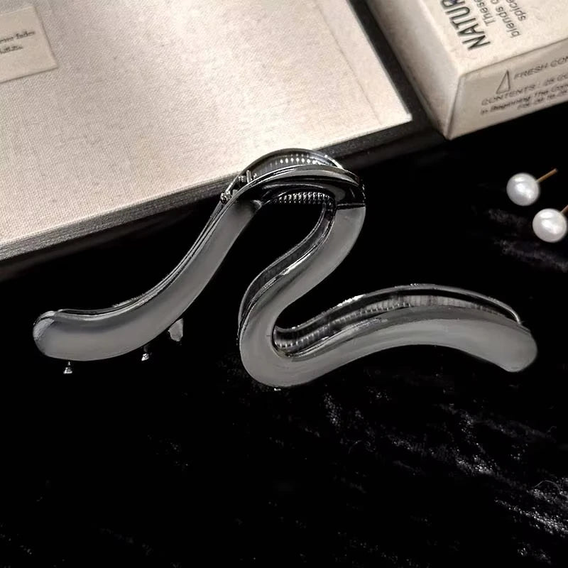 Pinza Araña Gótica Perla Metal Calado Mujer Accesorio Tiburón