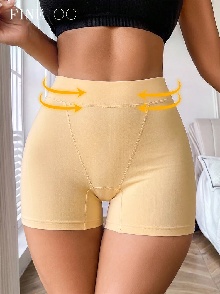 High-waisted cotton women's shorts from Corporación Turística, casual style with a comfortable fit and trendy design.
