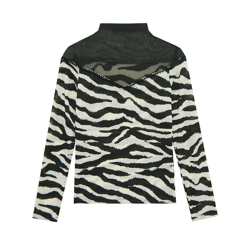 European 2025 autumn winter T-shirt from Corporación Turística, featuring a stylish design suitable for cold weather.