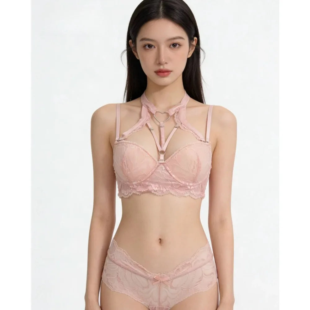 Push-up bra with underwire and removable straps in a matching set by Corporación Turística, shown with adjustable straps and supportive design.