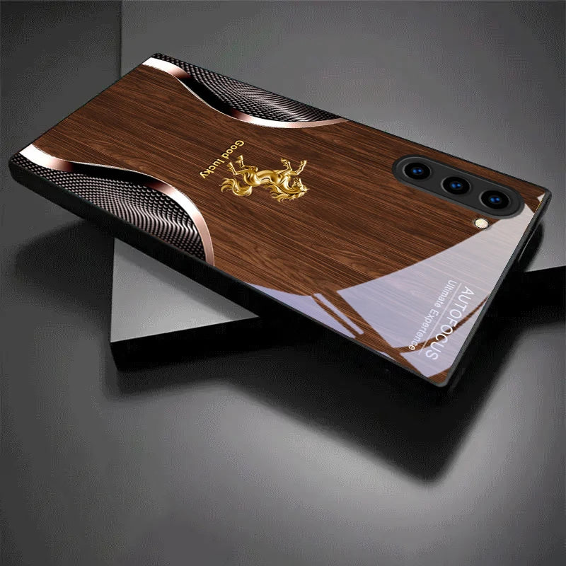 Black crystal Fortune Golden Steed phone case by Corporación Turística, designed to protect and decorate a smartphone.