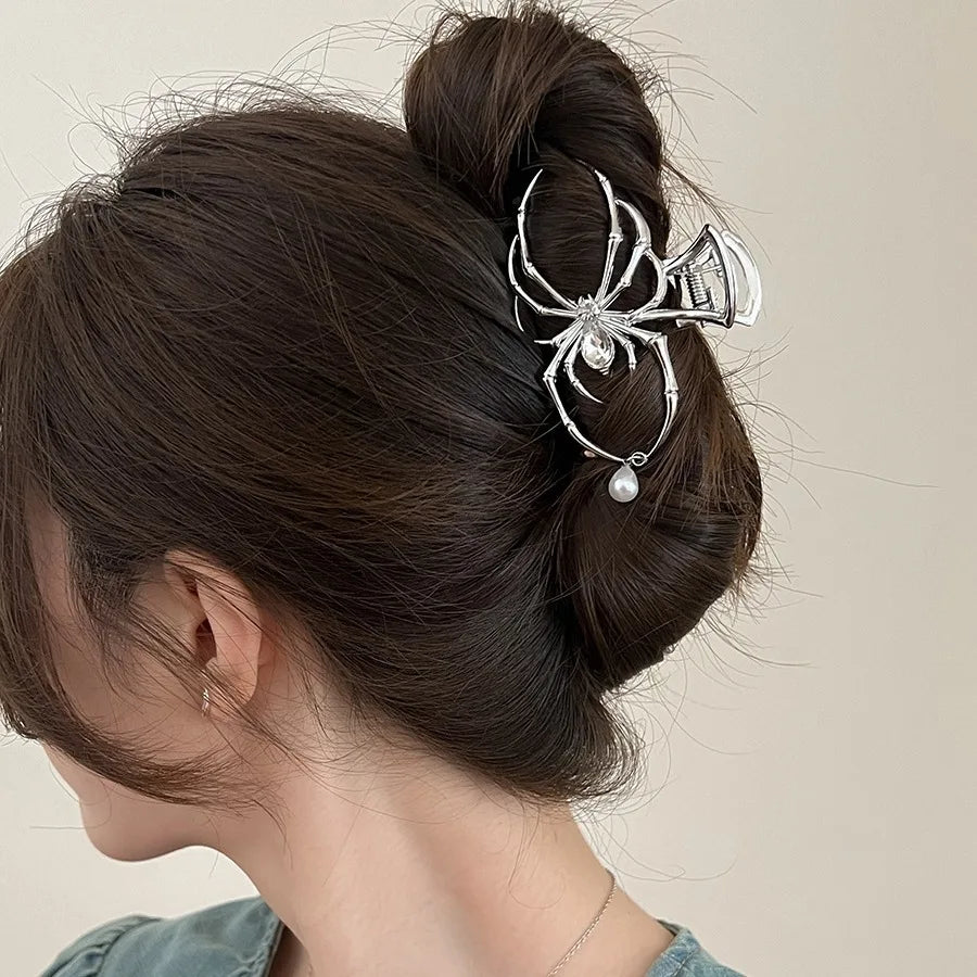 Pinza Araña Gótica Perla Metal Calado Mujer Accesorio Tiburón