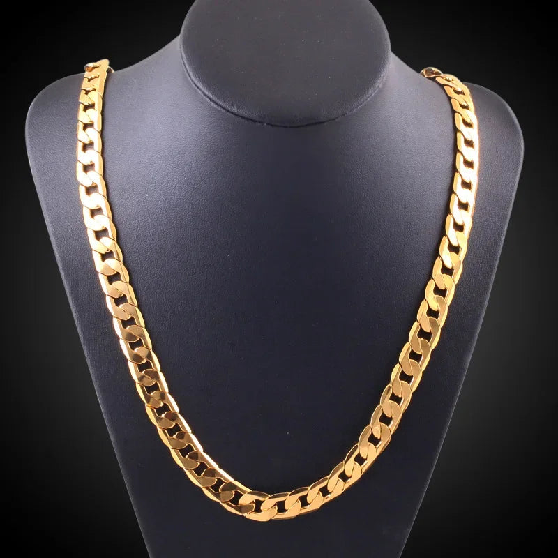 Elegant unisex 50cm silver necklace with 18K gold-plated 8mm collar from ALIZERO, showcasing classic jewelry style.