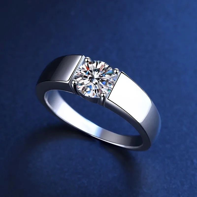 Sterling silver couples ring with 0.5ct moissanite gemstone, elegant jewelry for couples from Corporación Turística.