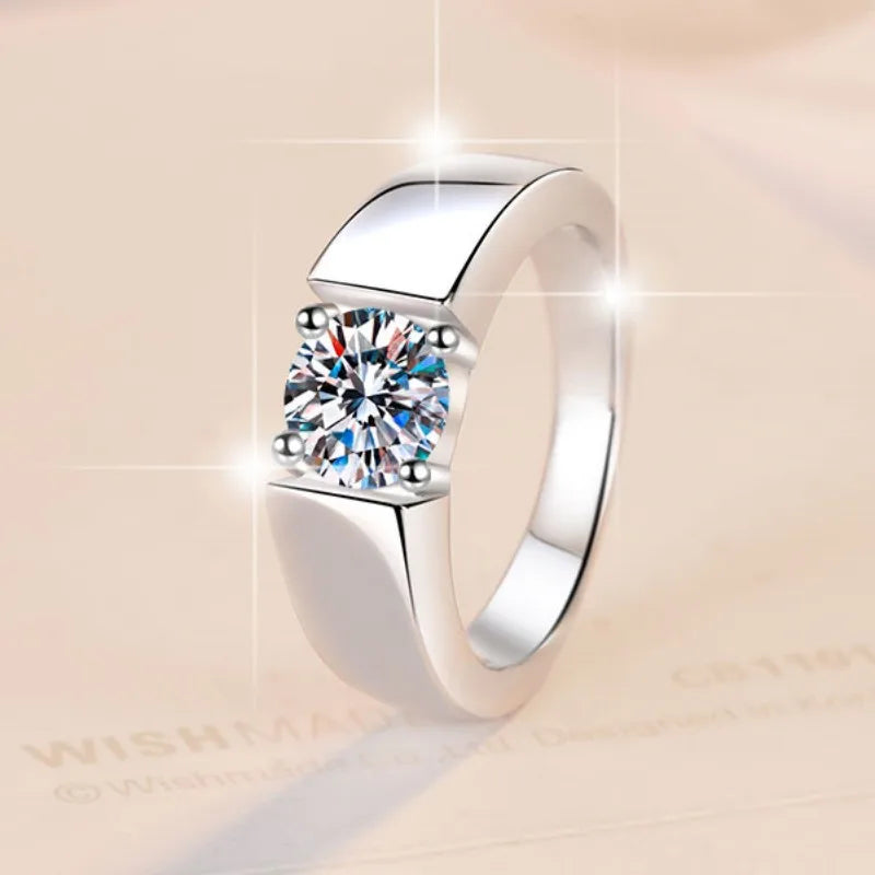 Sterling silver couple ring with 0.5ct moissanite D VVS for women, featuring 5mm gemstone, elegant jewelry by Corporación Turística