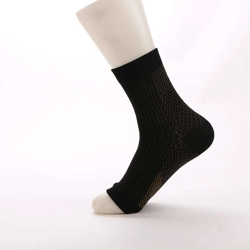 Vita-Wear compression socks for men and women by Corporación Turística, in size L-XL, shown in black with ribbed texture.