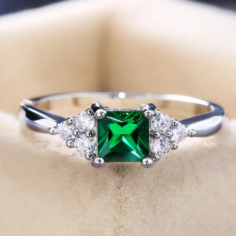 Simple sterling silver 925 finger rings with modern design, showcasing minimalist jewelry style.