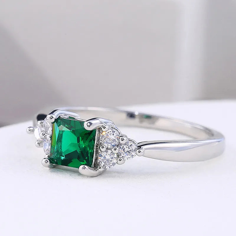 Simple sterling silver 925 finger rings with modern design, displayed on a white background.