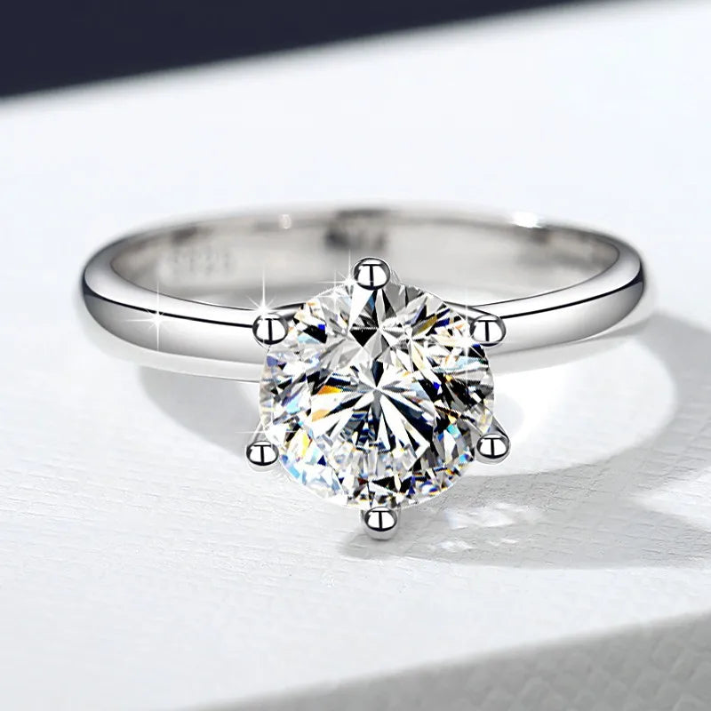 Sterling silver 925 ring with a 9mm, 3-carat moissanite gemstone, luxurious and sparkling jewelry by Corporación Turística