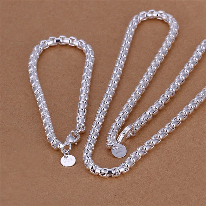 Sterling silver 925 chain, 45-60cm, 4mm width, displayed in a box, from Corporación Turística, suitable for jewelry making.