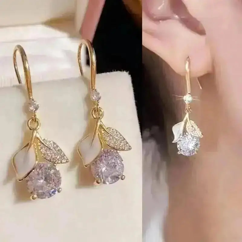 Korean fashion pearl tassel earrings with needle hook, featuring 5mm crystal beads, stylish and elegant jewelry accessory.