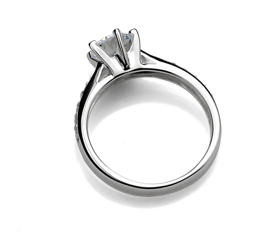 Elegant silver 925 jewelry ring for women featuring a classic design, showcasing luxury craftsmanship and detailed finish.