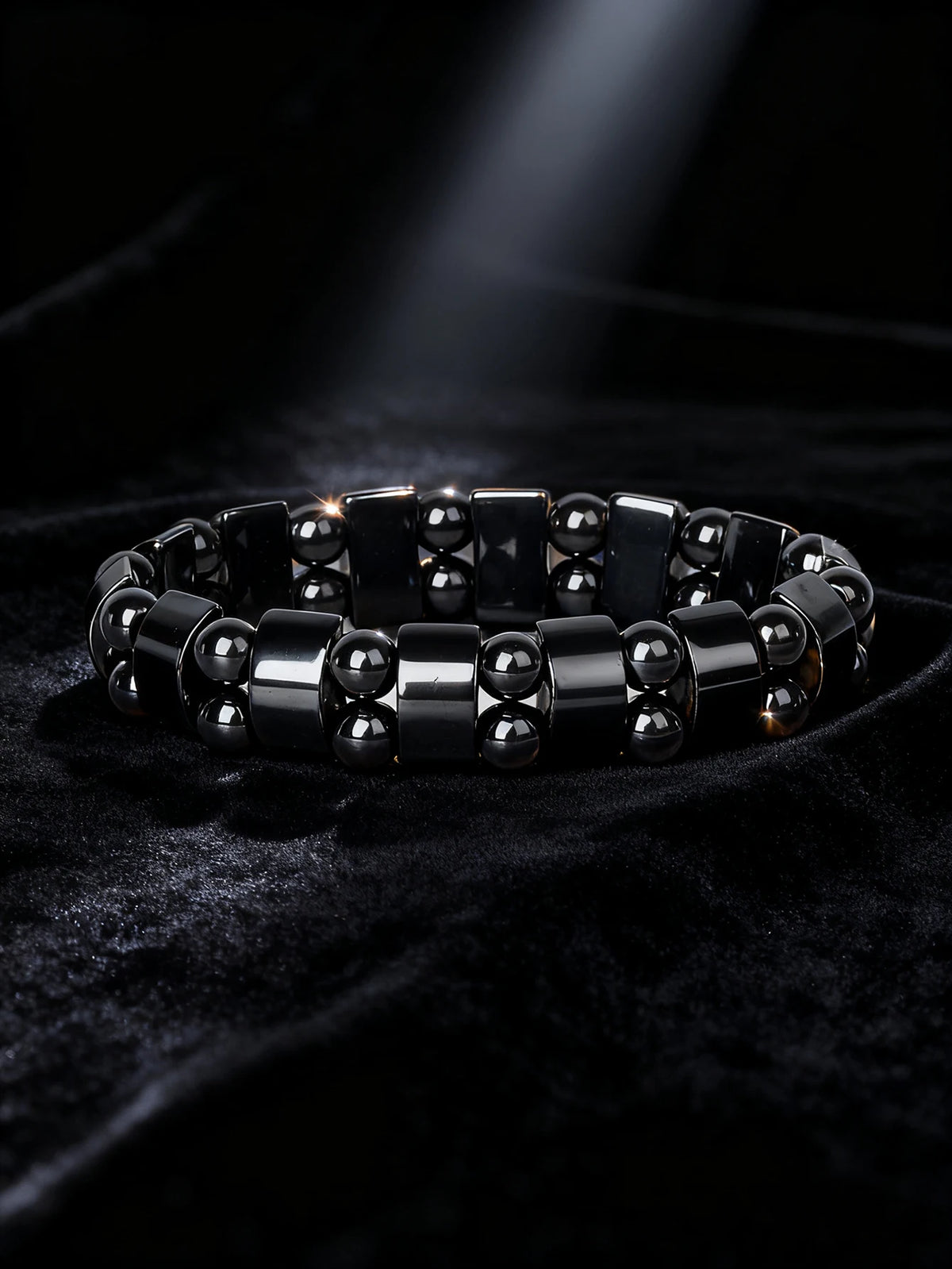 Hematite bracelet by Corporación Turística with rectangular natural stone beads, 19cm (7.5 inches) in length.