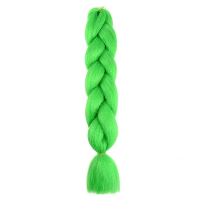 Long synthetic Yaki straight braids, 24 inches, displayed in a bundle, from Corporación Turística.