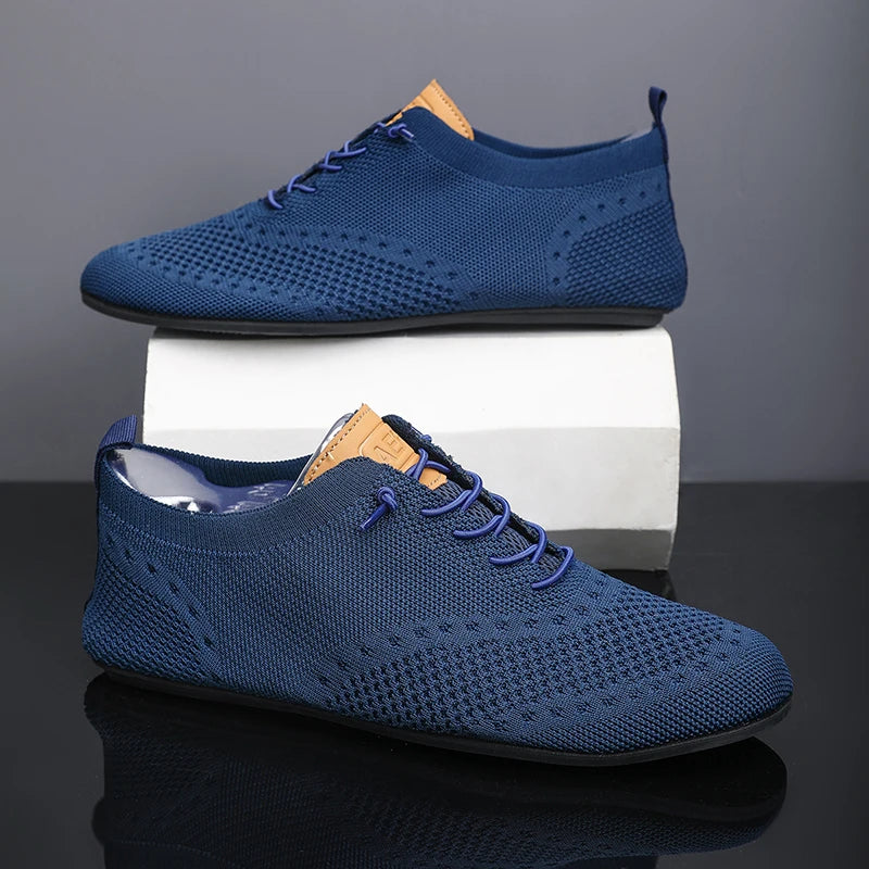 Black MAEDEF men's driving shoes by Corporación Turística, casual leather footwear for comfortable everyday wear.