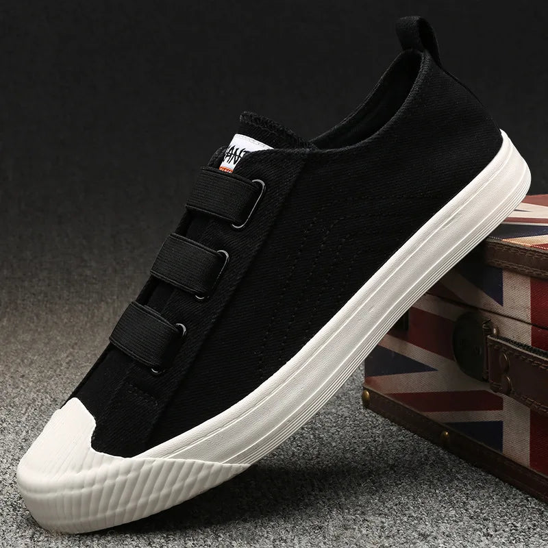 Unisex black canvas shoes for men by Corporación Turística, comfortable casual footwear, size 39, new quality 2026.