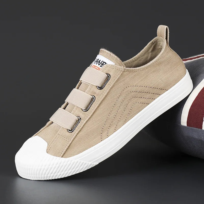 Black unisex canvas shoes for men and women by Corporación Turística, comfortable and new quality design.