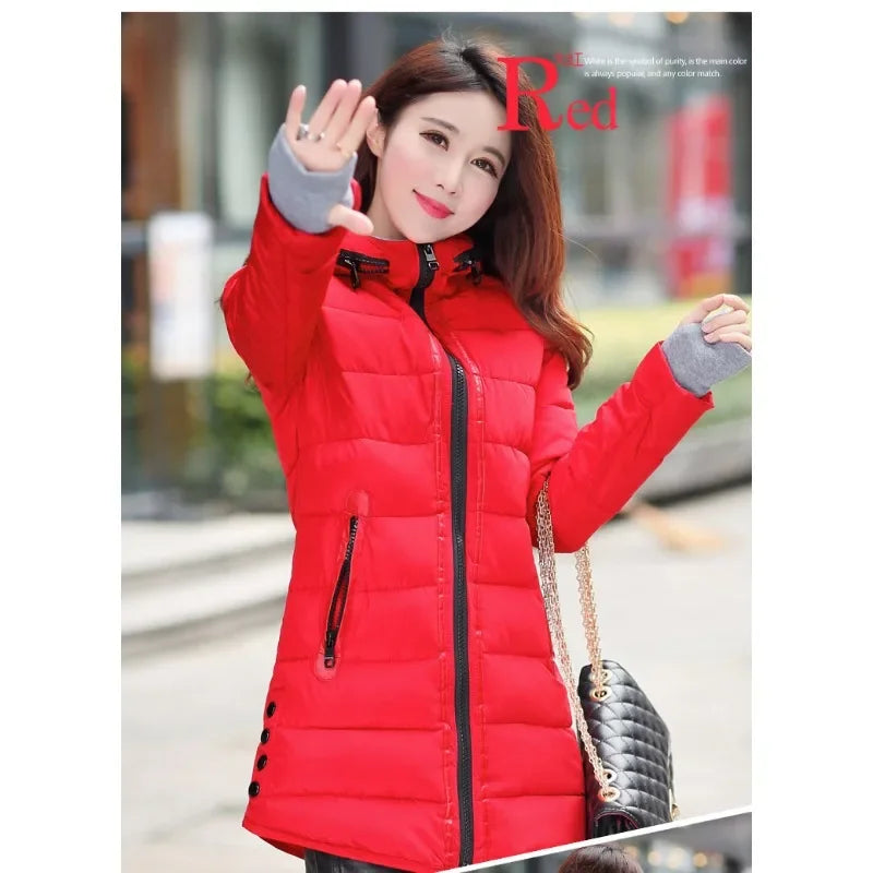Black fashionable women's casual gloves paired with a fitted jacket, stylish accessories for modern urban wear.
