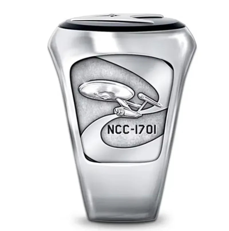Personalized popular rings for men and women by Corporación Turística, featuring white silver plating and stylish design.