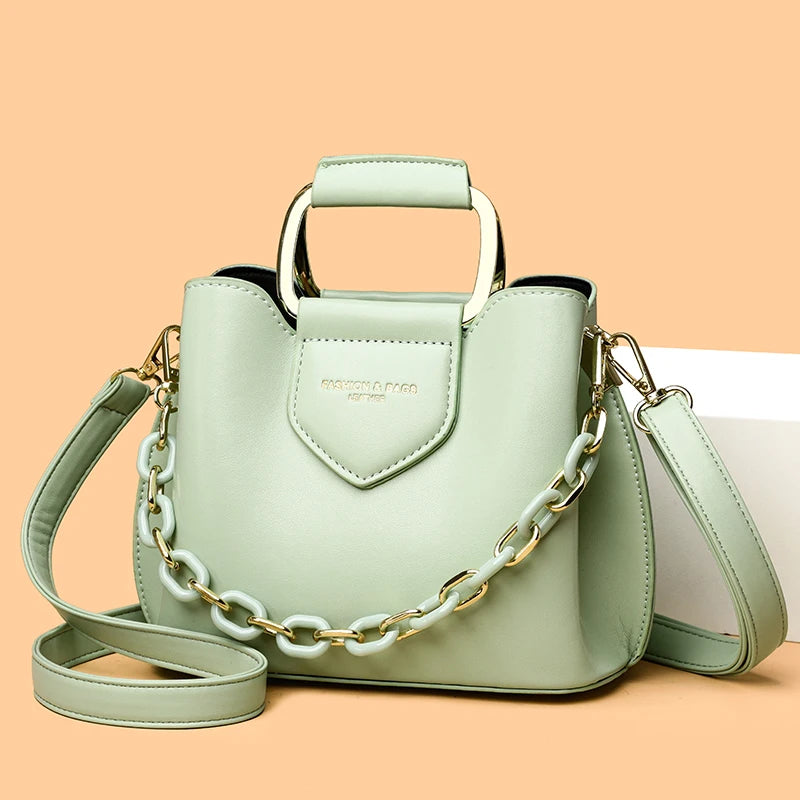 High-quality brown PU shoulder bag for women, stylish and spacious tote with adjustable strap from Corporación Turística.