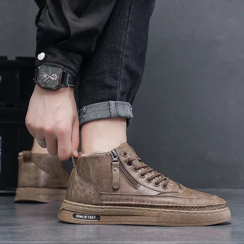 Men's warm cotton shoes by Corporación Turística, featuring stylish snow boots with rugged soles and cozy interior for winter wear.