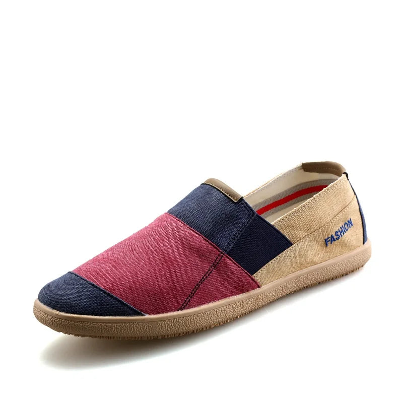 Casual men's loafers by Corporación Turística in caqui, slip-on moccasins with smooth leather finish and rounded toes.