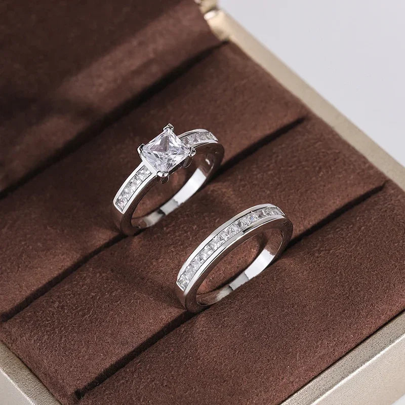 Sterling silver 925 ring with double row of cubic zirconia from Corporación Turística, showcasing sparkling stones and detailed band.