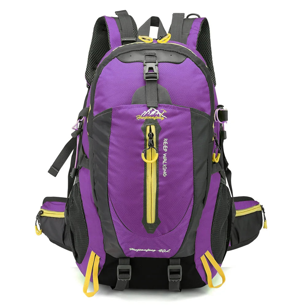 Dark blue 40L hiking backpack for men and women by Corporación Turística, with adjustable straps and multiple compartments.