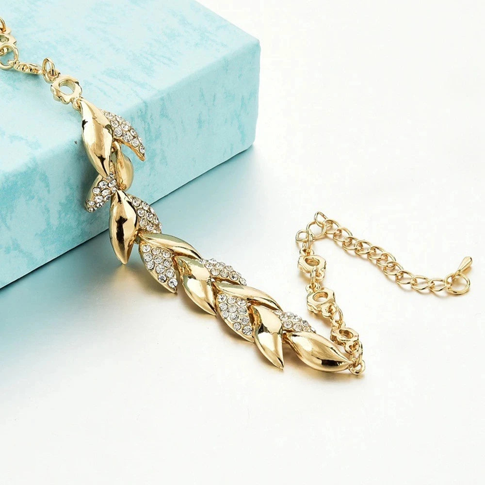 Elegant silver 925 Ley bracelet featuring a llama design, crafted by Corporación Turística, shown in a detailed product image.