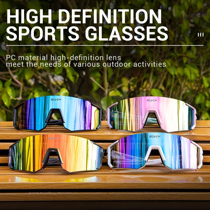 Corporal Turística SCVCN outdoor cycling sunglasses with black frame and tinted lenses, designed for outdoor sports and cycling.