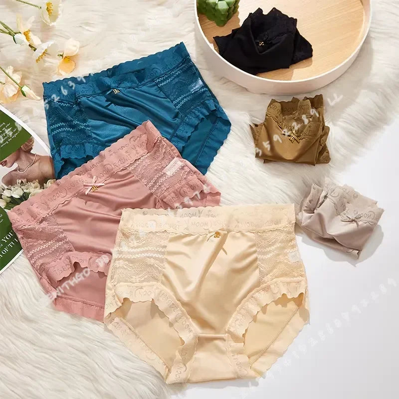High-waist lace women's underwear by Corporación Turística, seamless gray panties with comfortable fit and elegant lace details.