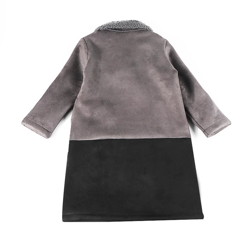 Children's winter coat by Corporación Turística, elegant insulated jacket for kids, featuring a stylish design and warm fabric.