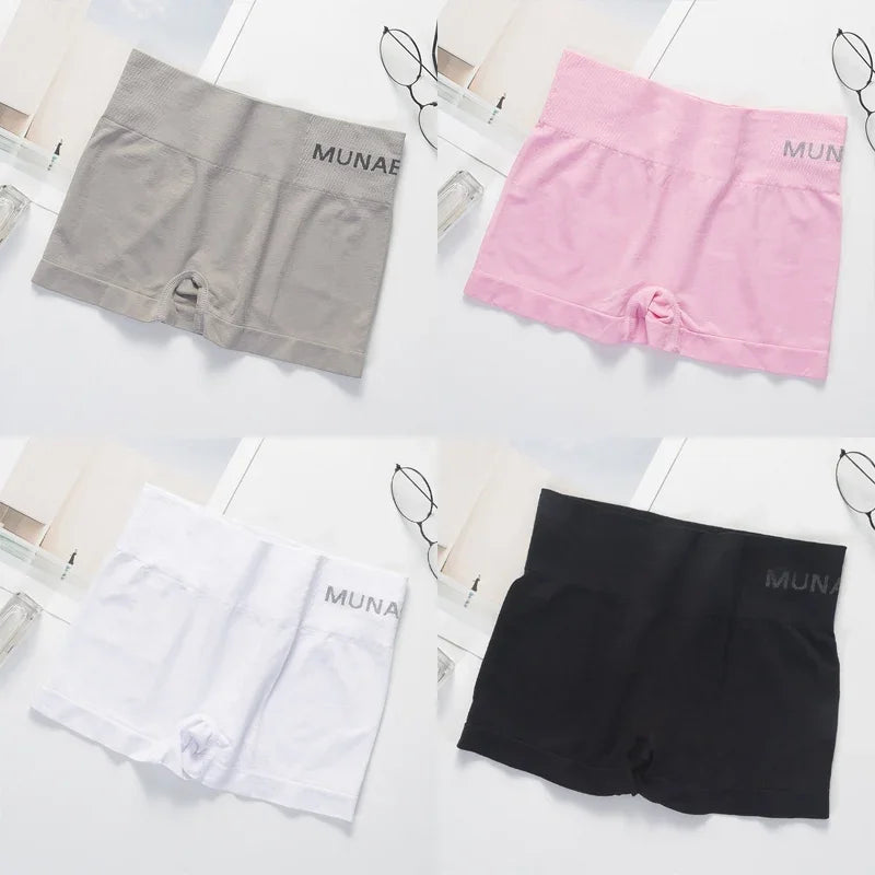 Four pairs of gray women's fitted secure shorts by Corporación Turística, suitable for 45-85kg weight range, shown in the image.