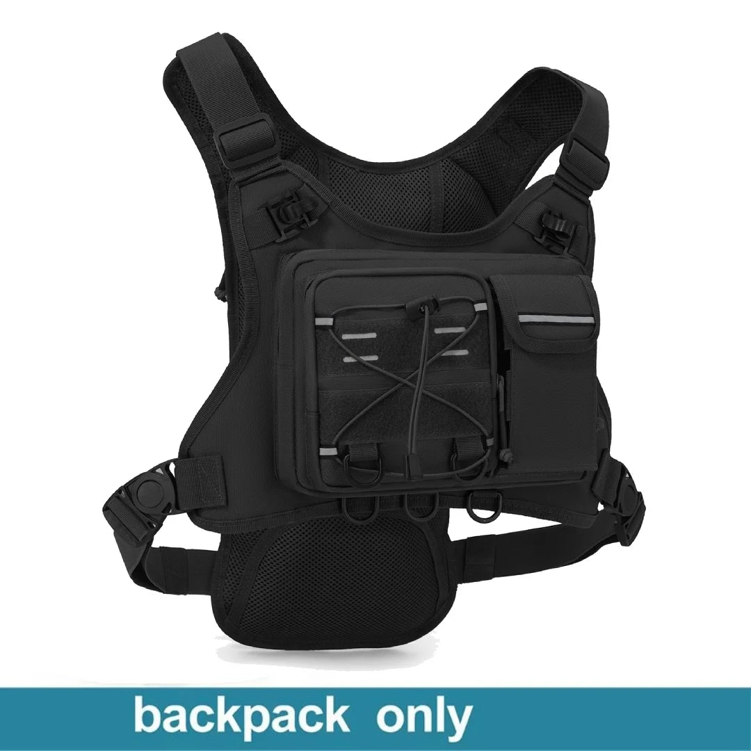 Green camouflage sports vest with hydration waist bag for men and women, by Corporación Turística, designed for active outdoor use.
