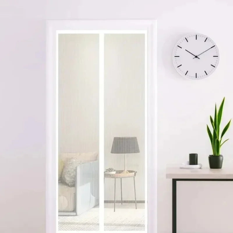White magnetic automatic mosquito net for doors and windows, 90x210cm, from Corporación Turística, ideal for insect protection in homes.