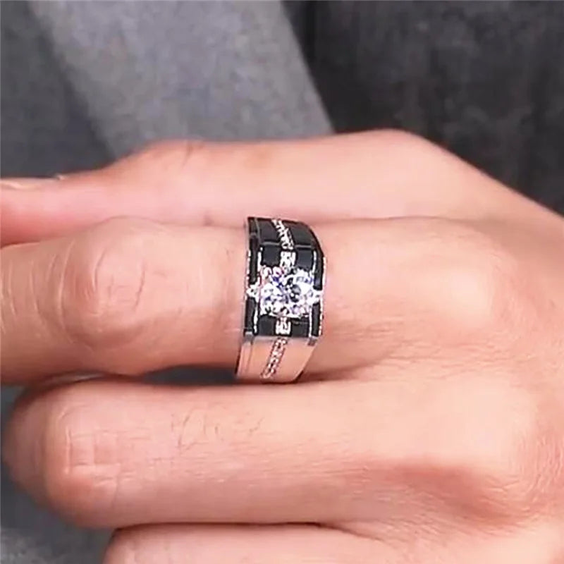 Sterling silver ring with 5A cubic zirconia, luxurious and elegant jewelry piece from Corporación Turística.