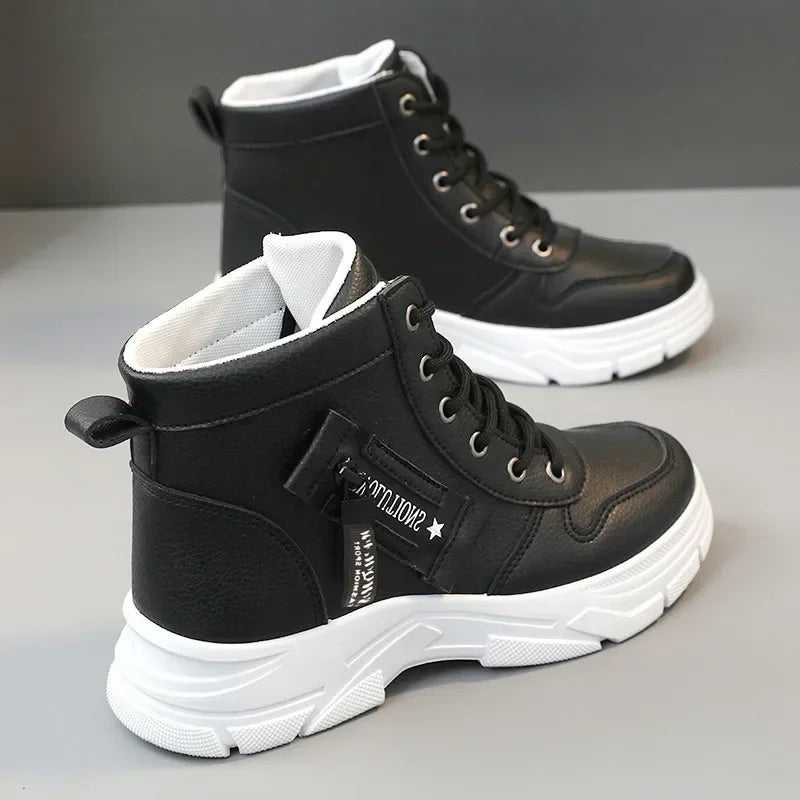 Khaki height-increasing women's boots with laces from Corporación Turística, featuring a stylish design and elevated sole.