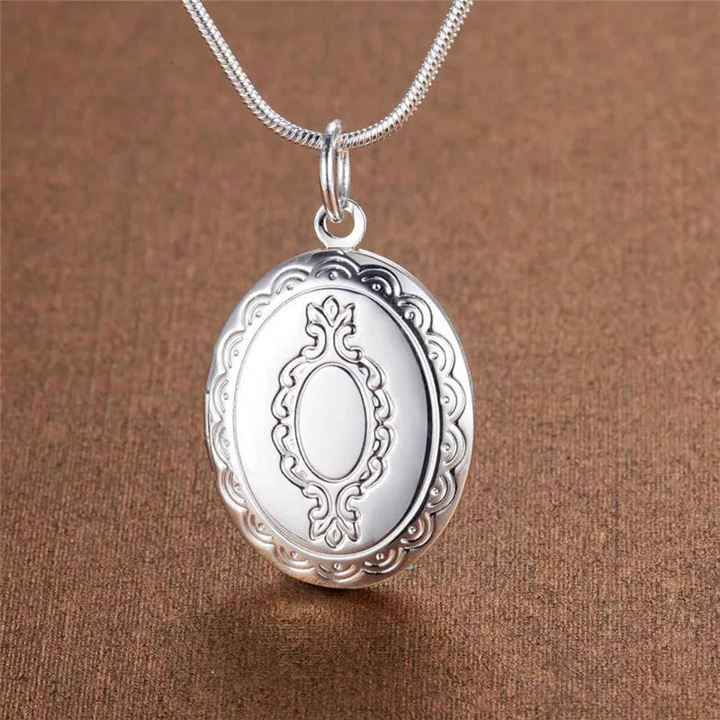 Sterling silver 925 conch shell pendant, 40-75cm length, new arrival, crafted by Corporación Turística.